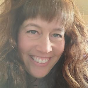 Meet your Posher, Jen